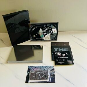 The iKON "New Kids Repackage" Album Set